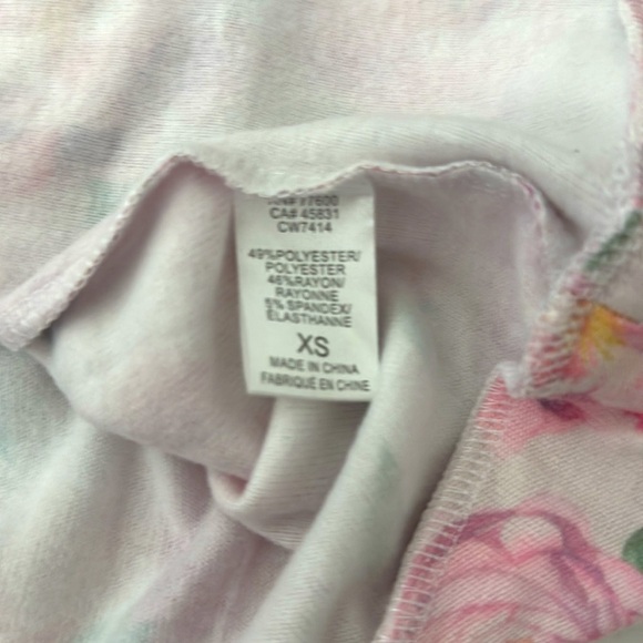 Chaser Pink Floral Print Scoop Neck Long Sleeve Knit Oversized Pullover Top XS - Picture 6 of 8